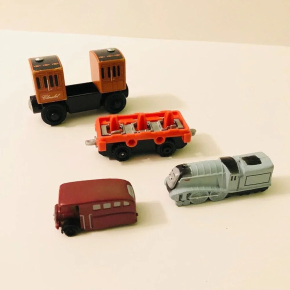 Assorted Lot of Thomas The Train Toys Clarabel Train Bertie the  Bus - Picture 7 of 16